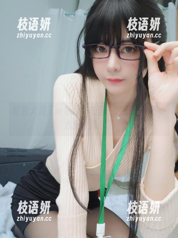 眼酱大魔王w私拍，校园一二三！一不小心又被逗乐了