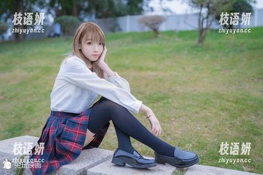 祖木子的红裙，这美图好像会给我带来点小心绪。