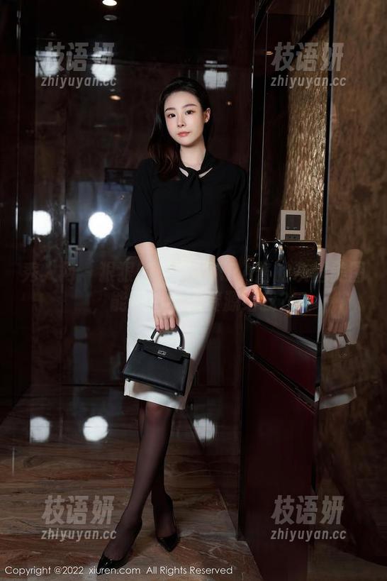 秀人网 - 狠狠的看完MARA酱的灰丝美图，能不能不把资源给我？