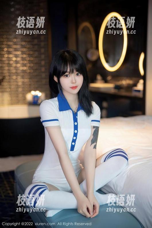 秀人网 - 呼叫所有e宝小野猫的粉丝，这全套死库水可能会让你脑洞大开哦！