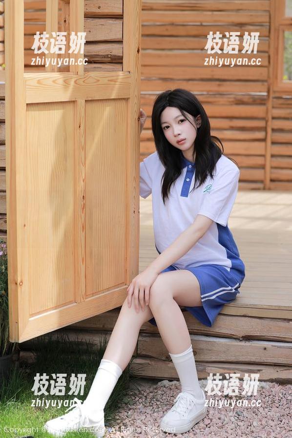 秀人网 - 免费下载，z杯悠悠的蕾丝邀请你，别错过哦！