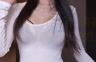 秀人网 – 最新的办公室写真，周慕汐fairy教你如何优雅地处理文档。