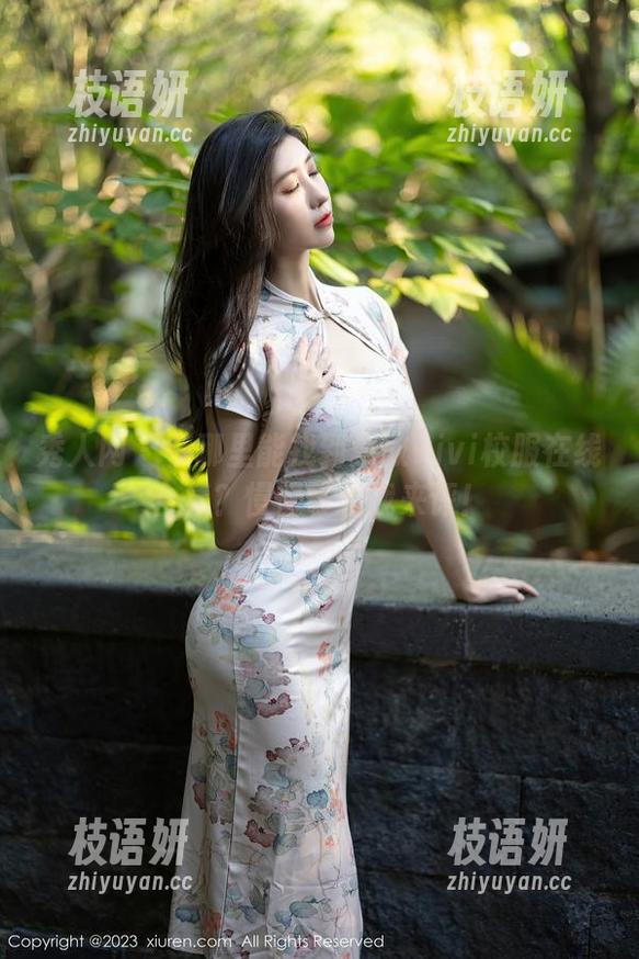 秀人网 - 在哪里能找到慧敏Vivi校服在线合集？慢慢等着我来评！