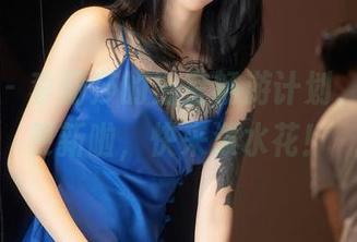 秀人网 – 李丽莎的浴室畅游计划，作品集更新啦，快来泼水花！