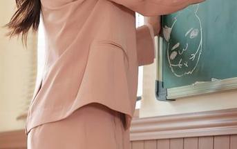 秀人网 – 杨晨晨Yome的运动氛围：高清下载，随时随地都能充电