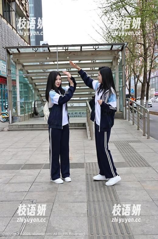 秀人网 - 最新作品：林文文yooki双马尾写真集！这一波双马尾的绝杀，饶了我吧！