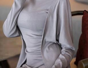 秀人网 – 欲罢不能的模特悦悦皮衣合集，大家有没有感觉到轻微的心慌？