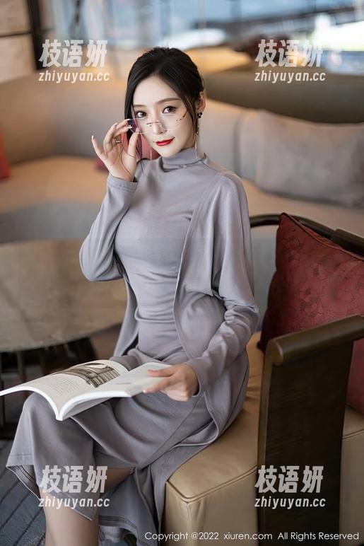 秀人网 - 欲罢不能的模特悦悦皮衣合集，大家有没有感觉到轻微的心慌？