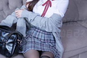 秀人网 – 探险淼淼萌萌哒的在线女孩图集，发现更多不一样的自己？