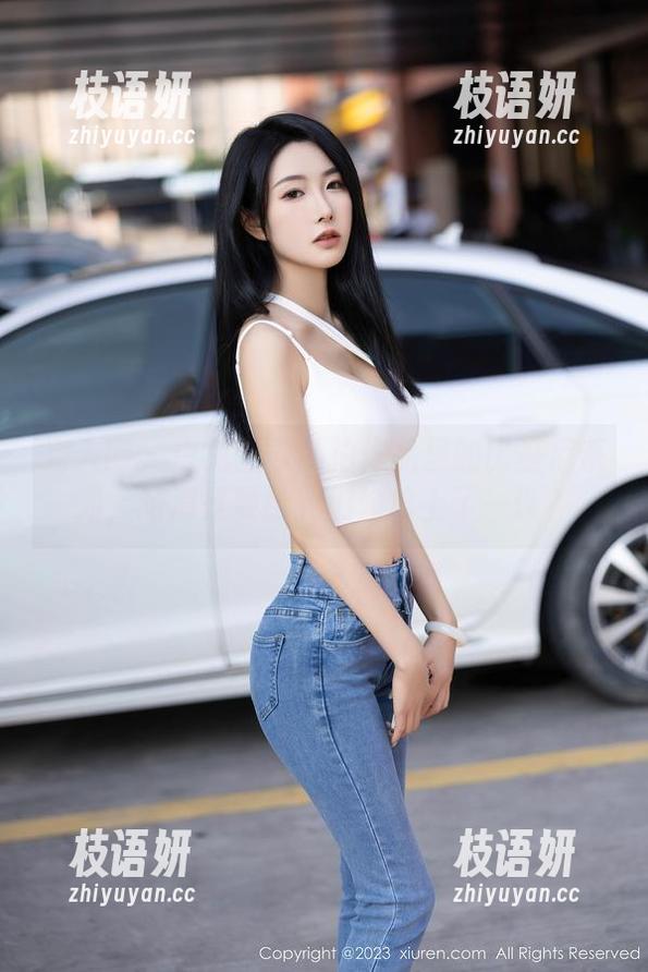 秀人网 - 白兔西希私拍作品里的比基尼系列，难道是要给我们偷偷上了一课？