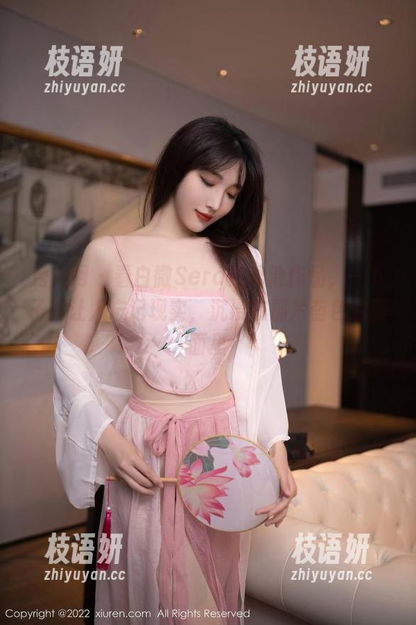 秀人网 - 看白微Sera的泳池作品，一下子就让人忘记现实，沉浸在那片蓝色的画面里