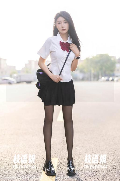 秀人网 - 一次性满足你对睡衣的所有想象，下载程程程全集吧！