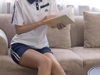 秀人网 – 绯月樱的连衣裙，快来免费拿图集，别说我没提醒哦！