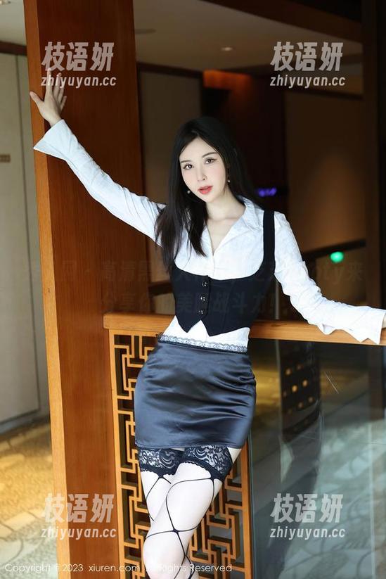 秀人网 - 高清黑丝大作战，芝芝Booty来分享你的美腿战斗力！