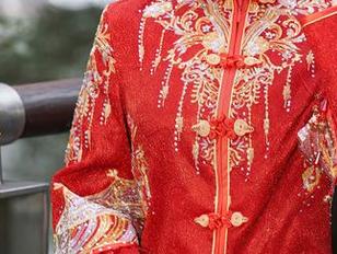 秀人网 – 来一发金妍兮Saki，一见倾心的内衣图包