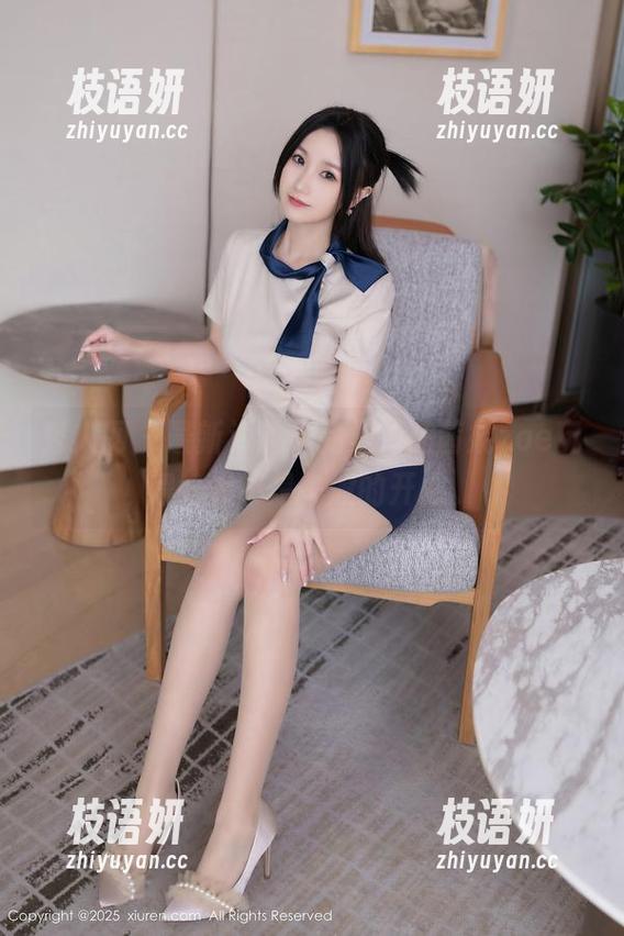 秀人网 - 最新海边作品集，陈茜妮zoe玩得好像不是一般的开心。