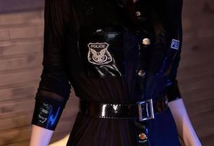 秀人网 – 网袜控的福利？不，我只是在欣赏陈雅漫VICKY的写真