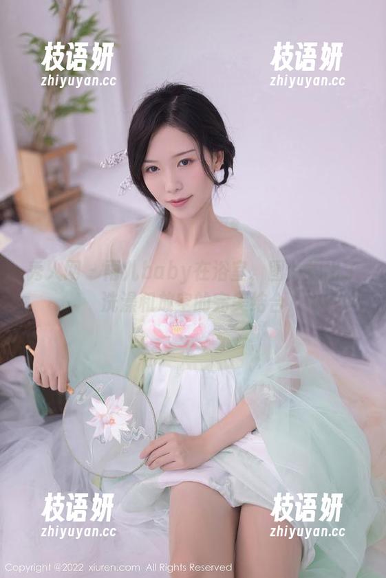 秀人网 - 雨儿baby在浴室，图片拍出了洗澡和放空的完美结合