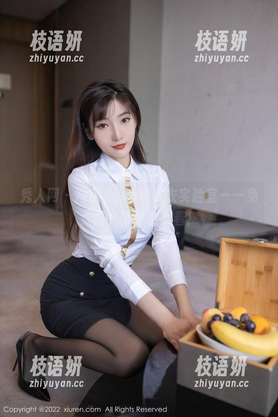 秀人网 - 雨瞳Yoyo的皮衣实验室——免费图集就这么放着！