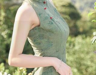 秀人网 – 吊带也太“麦田”了，原图里每个细节都好像在和我小声诉说。