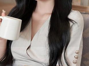 秀人网 – 当麻吉小兔子化身兔女郎，原图还在我胳膊上蹦跶呢！