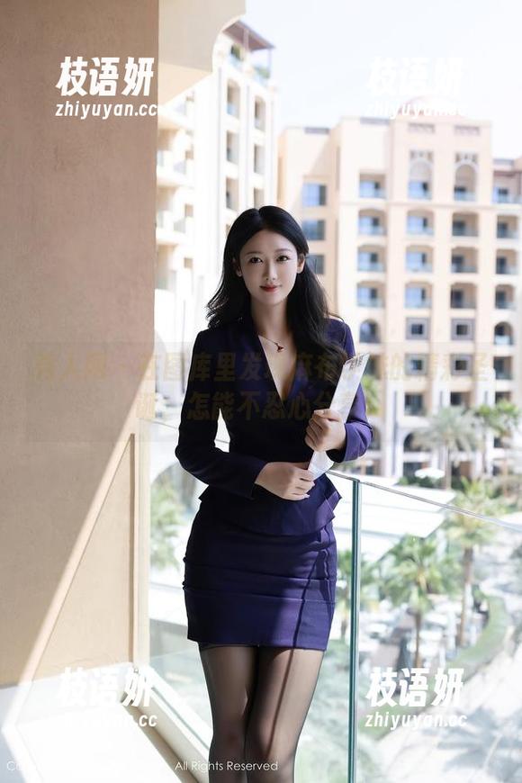 秀人网 - 在图库里发现麻布学妹的精彩圣诞，怎能不忍心分享！