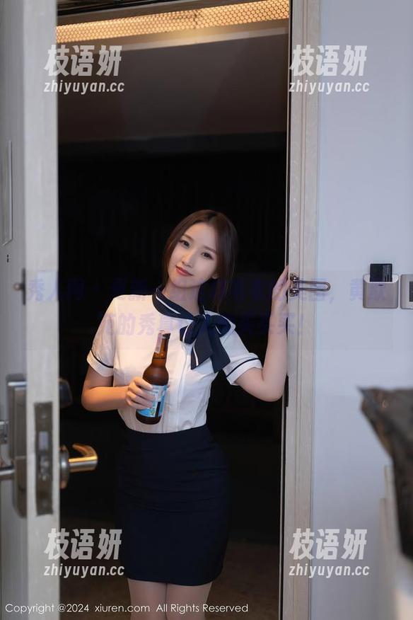 秀人网 - 更新一组这样毛衣的美图，黄歆苑的秀真让人想买买买！