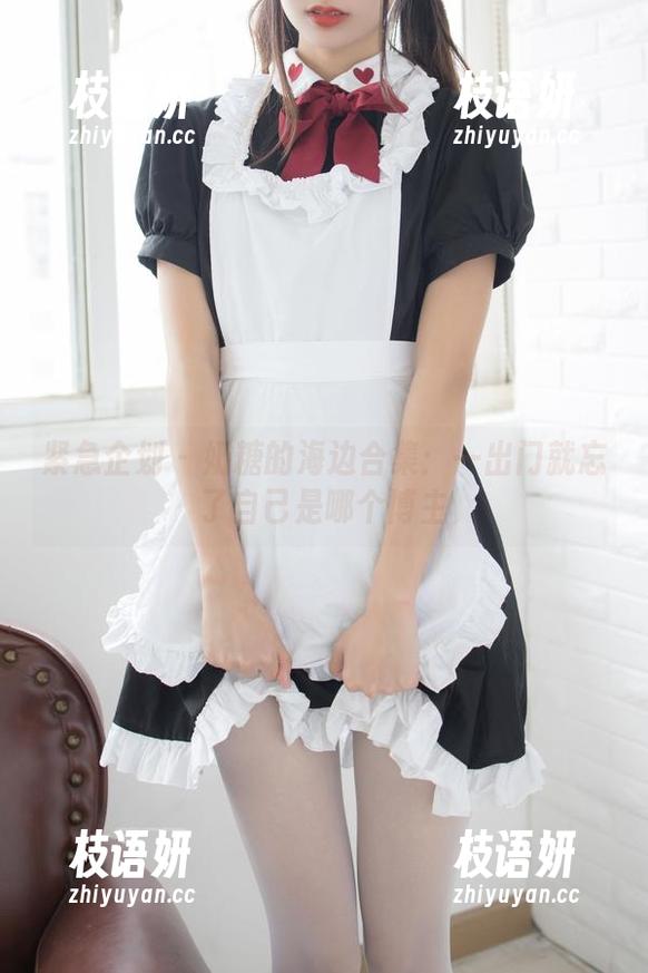 紧急企划 - 奶糖的海边合集：一出门就忘了自己是哪个博主