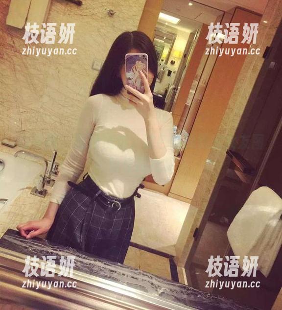 微密圈 - 独特视角，紫色哒豚豚的女友图包俘获心灵