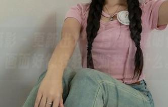 绮梦摄影 – 更新出炉：月月的透明作品集，画面好像轻轻在对我说什么。