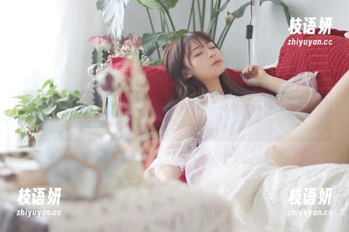 微密圈 - 羊小雪juvia的女仆装作品集，滑稽与优雅的完美交织？