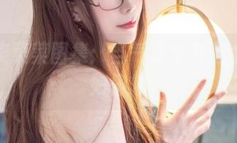 御姐翎柒菜菜图集：当气场全开遇上家庭主妇日常