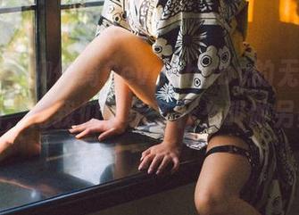 菠萝社 – 柳侑绮Sevenbaby的无圣光黑白作品，向我们展示了什么叫做另类之美。