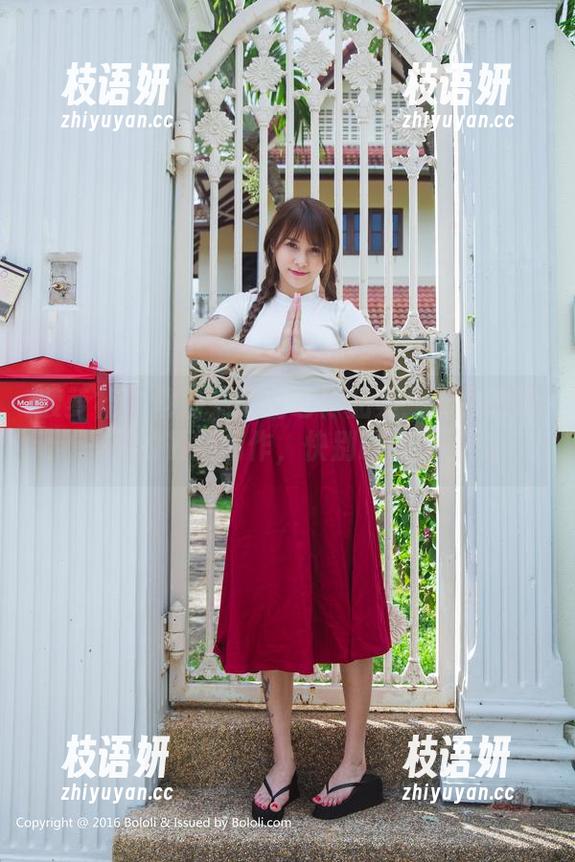 菠萝社 - 柳侑绮的白色作品集：让你眼睛一亮的最新力作，快别盯着看了！