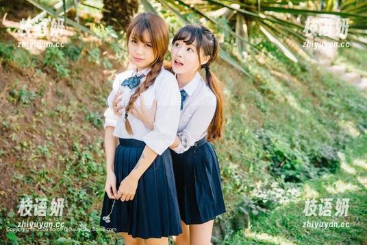 菠萝社 - 柳侑绮在线，吊带装扮比春天还要诱惑！