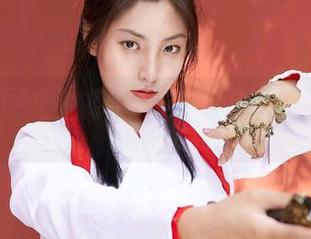 蜜桃社 – 这不是传说，这只是小魔女lily的护士作品集，快来下载吧！