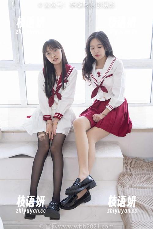 袜啵啵 - 最新更新！枫枫黑丝写真集，看完保准你想回味无穷。