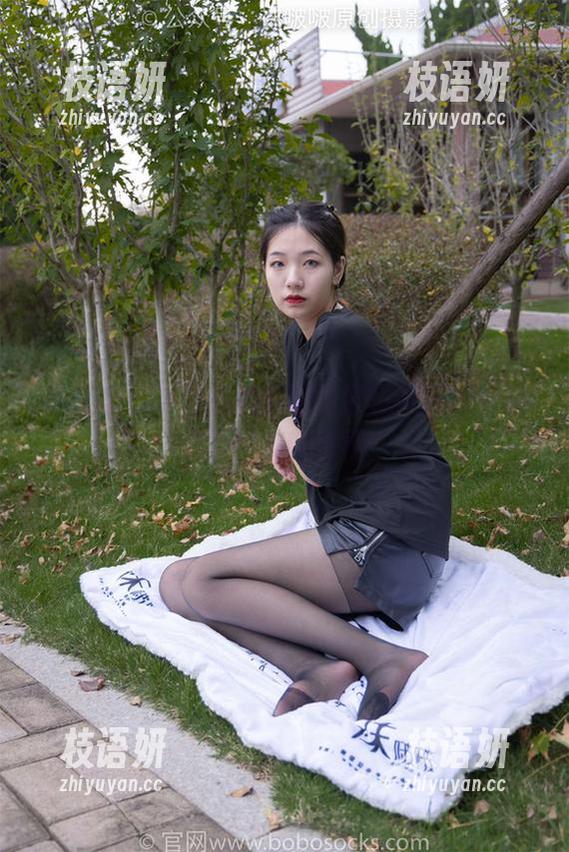 袜啵啵 - 下载甜甜圈的全套低跟鞋，开启你的审美新境界！