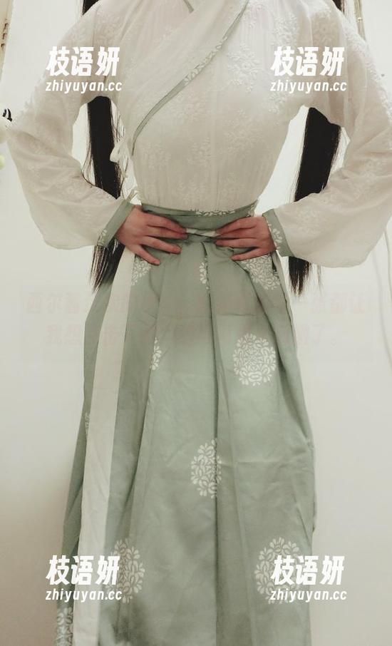 西尔酱这次的视频，图集里的每一张都让我想点击下载，这可真是太刺激了。