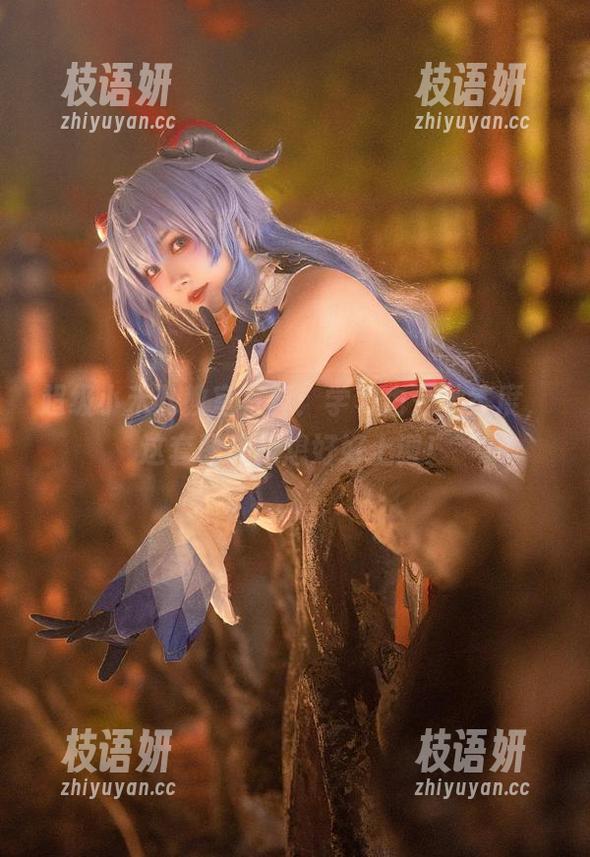 超级小禾儿教室写真：学习也是种态度，这套图让我想好好上课！