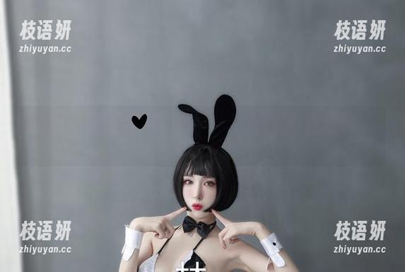 微密圈 - 定制图集，超辣的林一的美足就在这儿，不妨停下来，好好瞧瞧。