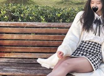 微密圈 – 软妹小九九网袜，合集下载后你就能穿上她的影子？