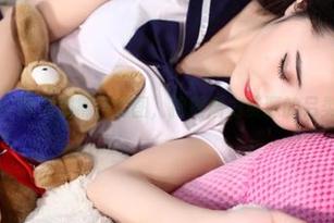 轰趴猫 – 陈雅漫黑白套图，挖掘潜力资源的另类方式！