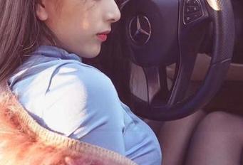 微密圈 – 照片里的水手服，辣妈女神好像在召唤‘快来上我的船！’你确定要上吗？