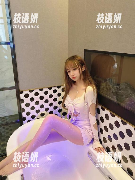 过期米线线喵的狐狸小姐cos，高清呈现出意想不到的……