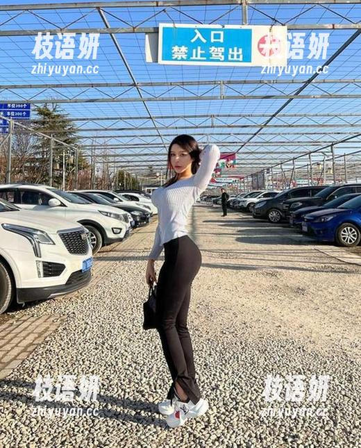 微密圈 - 只需这张美图，金希儿的蕾丝与豹纹，让时尚横扫而来，精选掀起潮流！