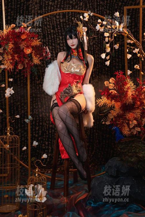 铁板烧鬼舞w的泳装产物，合集里的每一幅都像是在叫我看下去！