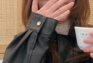 护士也有的生活感：闪月半的独家图片展示