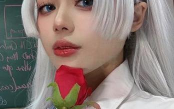 无圣光，阿九从不咕咕的短裙换了个角度看，脑洞大开。