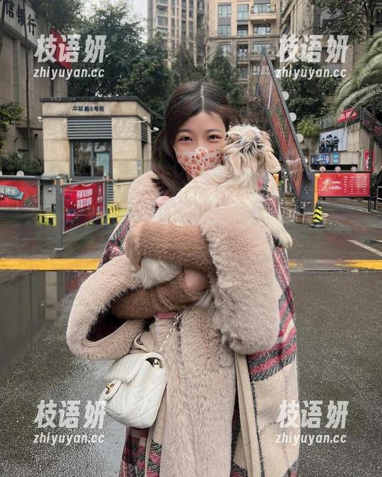 微密圈 - 陈妮妮UNI的“嘉宾贴”来了，免费原图你能想象得到吗？